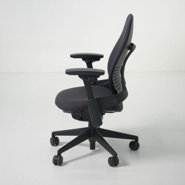 Refurbished Steelcase Leap V2 - Black - Image 4
